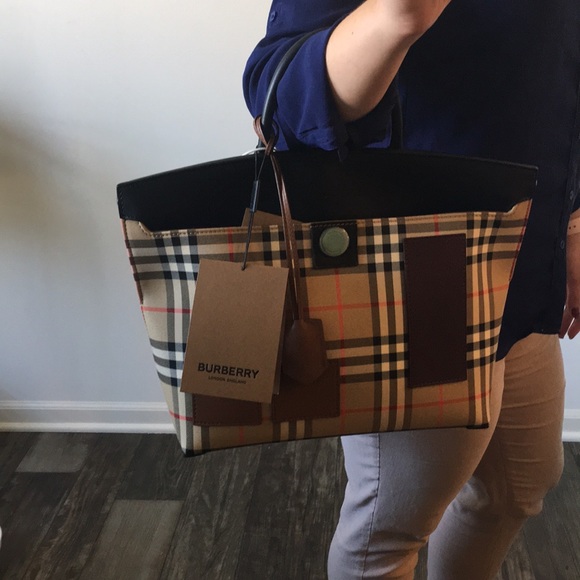 Sold NWT Burberry Society Handbag - Picture 8 of 8